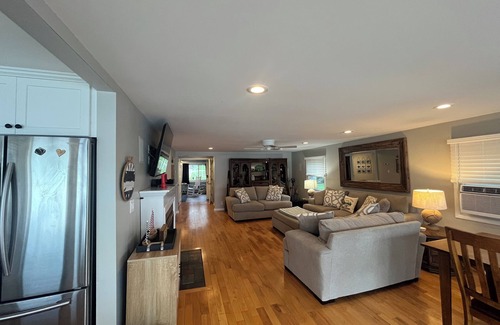 Honeoye House | Seamus and Shea’s West Lake Retreat-sleeps 15