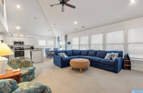 Corolla House | Seas The Day: Private Pool | Golf Course Community