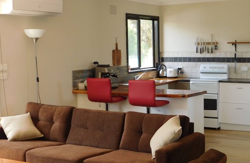 Ventnor House | Seascape - Family Beach Getaway - Ventnor Beach, Phillip Island