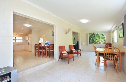 Port Douglas House | Seascape Holidays - 53 Reef Street