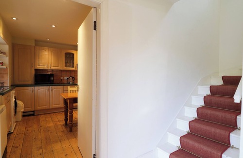 Cromarty Cottage | SEASHELL COTTAGE, family friendly, with open fire in Cromarty