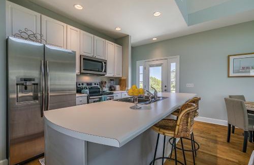 Oceanmarsh Subdivision House | Seaside Bungalow With Million Dollar Views