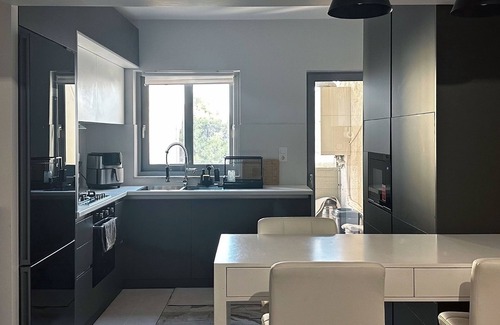 Alimos Apartment | Seaside Charming Apartment in Alimos