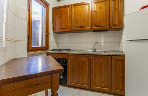 Giannella Apartment | Seaside Comfort in Giannella