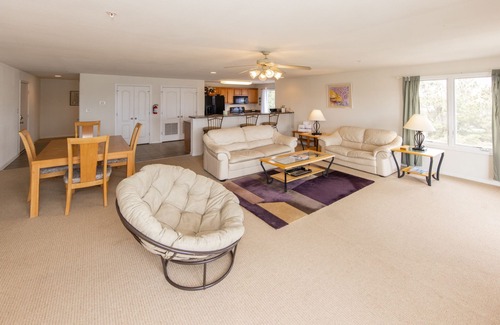 Sandbridge Condo | Seaside Condo in Sandbridge 2 bd/1.5 bath