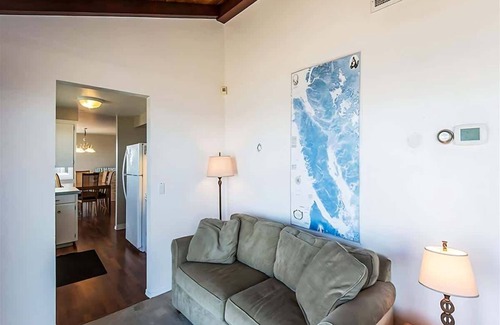 Sequim House | Seaside Cottage Beachfront Escape on Dungeness Bay