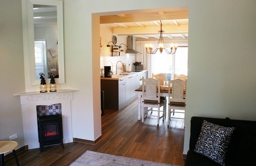Paesens-Moddergat House | Seaside Escape with Comfort