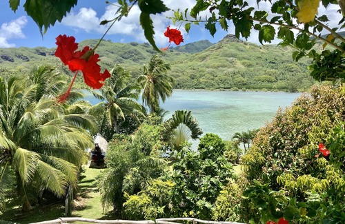 Huahine House | Seaside house, 300° sea view, private lagoon access. 2/6 p, (possibility 8p).