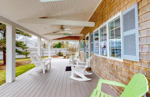 West Hyannisport House | Seaside Park Retreat