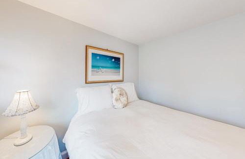 West Hyannisport House | Seaside Park Retreat