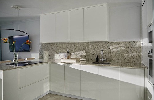 Patalavaca Apartment | Seaside Serenity: Luxury with a Gourmet Twist