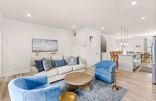 Caine Woods House | Seaside Serenity Townhome