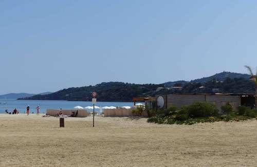 La Faviere Apartment | Seaside studio in La Favière-Bormes - Private parking