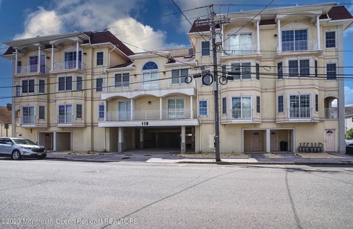 Seaside Heights Condo | Seaside Townhouse, 4BD, 4 Bath, Rooftop deck with ocean/bay views, walk to beach