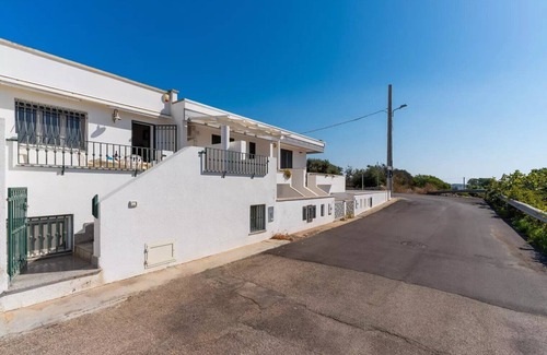 Patu Villa | Seaside villa for 6 people
