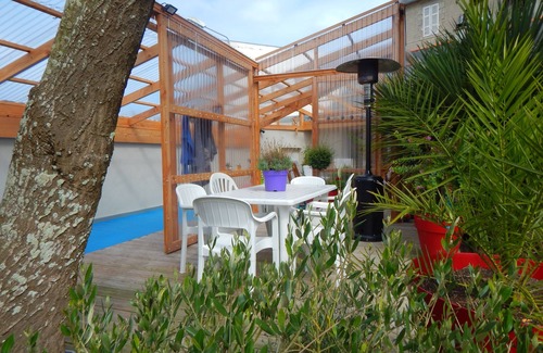 Brignogan-Plage Villa | seaside villa with pool