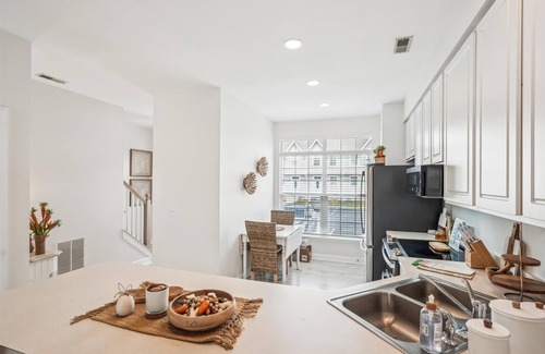 Bethany Breeze House | Seasonal Bethany Breeze Retreat!
