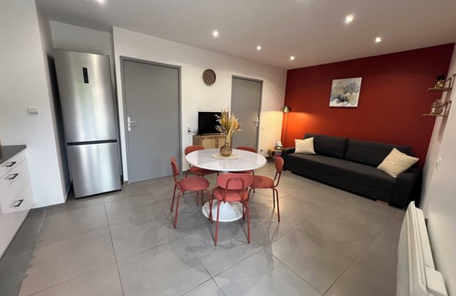 Trizay House | Seasonal rental house 4/7 persons Charente maritime