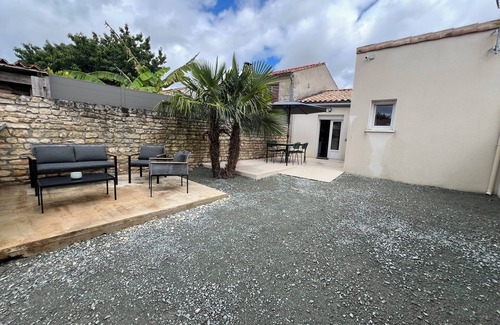 Trizay House | Seasonal rental house 4/7 persons Charente maritime