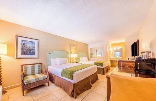 Kissimmee Hotel | Seasons Florida Resort