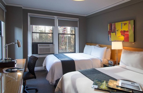 Belltown Hotel | Seattle Heartbeat - Enjoy Shops, Bars, & Sculptures | 3 Units