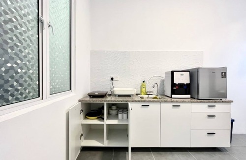 Kampung Pokok Asam Apartment | Seaview Cube l w/Rooftop Pool