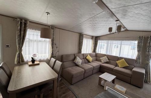 Swalecliffe House | Seaview Holiday Rentals - Bluewater