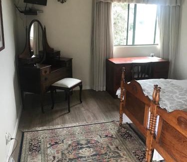 Beacon Bay Bed & Breakfast | Seaview Place Bed and Breakfast