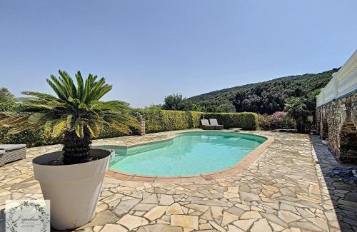 Tomino Hotel | Seaview villa Marlau
