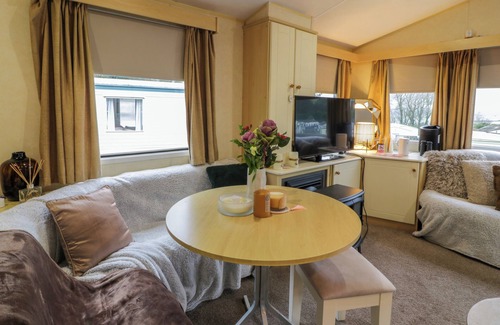 Cairnryan Cottage | SEAVIEWS, pet friendly, country holiday cottage in Stranraer