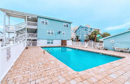 Cherry Grove Beach Apartment | Seaward Escape - Cherry Grove Beach