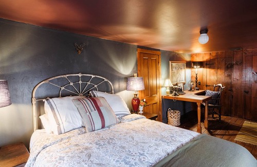 Saugerties Other | Secluded and Artful 1800s Farmhouse on 53 Acres, Saugerties