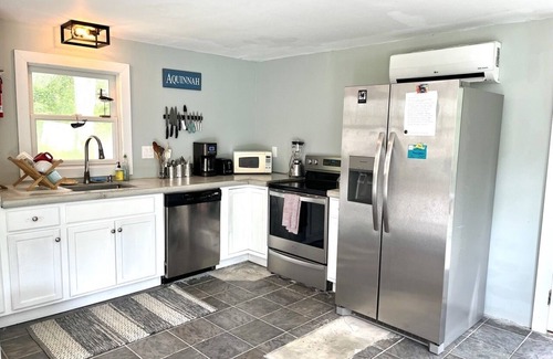 Aquinnah House | Secluded Aquinnah Cottage