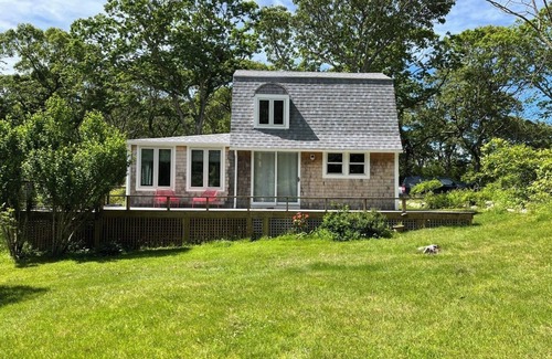 Aquinnah House | Secluded Aquinnah Cottage
