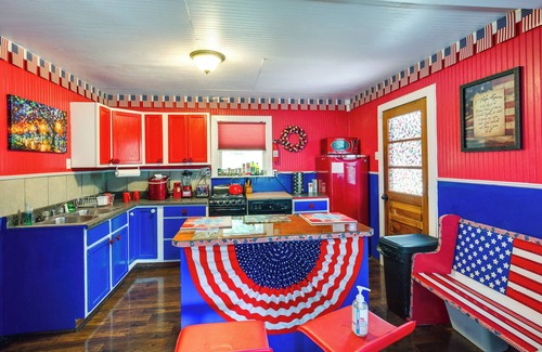 Jefferson Cabin | Secluded Avinger Cabin < 1 Mi to Lake O' The Pines