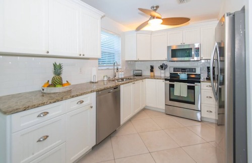 Fort Pierce Shores House | Secluded Beachfront Vibes Surf Pet Friendly