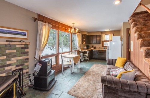 Ridgway House | Secluded Cabin - 4 miles from Downtown Ouray