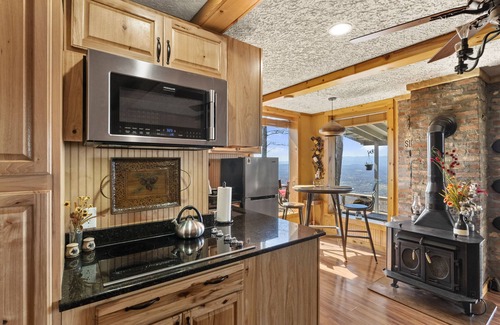 Morganton Cabin | Secluded Cozy Cabin with Hot Tub