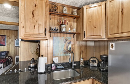 Morganton Cabin | Secluded Cozy Cabin with Hot Tub