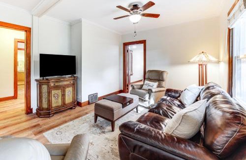 Crown Point House | Secluded Crown Point Haven Near Golfing and Parks!