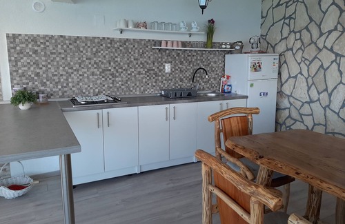 Zrce House | Secluded fisherman's cottage Cove Prnjica, Pag (K-12620)