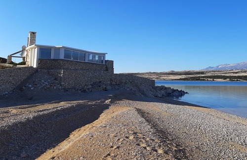 Zrce House | Secluded fisherman's cottage Cove Prnjica, Pag (K-12620)