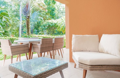 Herradura Apartment | Secluded Garden Paradise Condo @Los Sueños