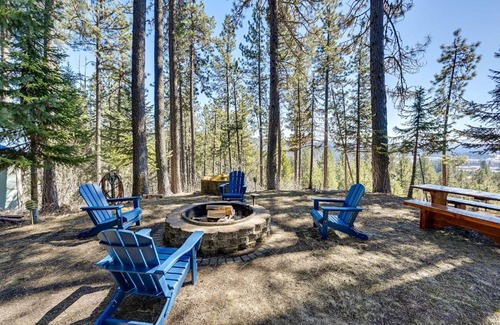 Garden Valley House | Secluded Garden Valley Cabin with Deck and Views!