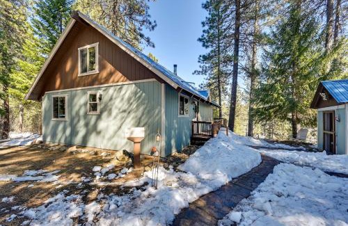 Garden Valley House | Secluded Garden Valley Cabin with Deck and Views!