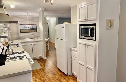 Thompsonville House | Secluded Home on Betsie River