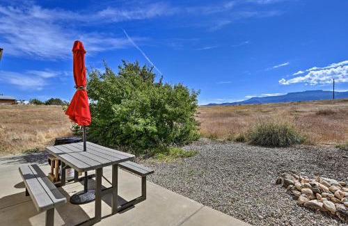 Palisade House | Secluded Home with Patio and Views - 1mi to Vineyards