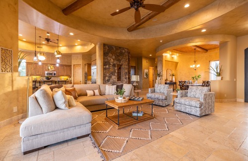 Sunrise Desert Vistas House | Secluded Infinity Pool & Spa Hideout w/Views
