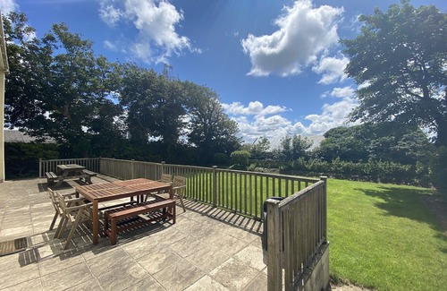 Haverfordwest House | Secluded large modern house with self contained private garden and own lane
