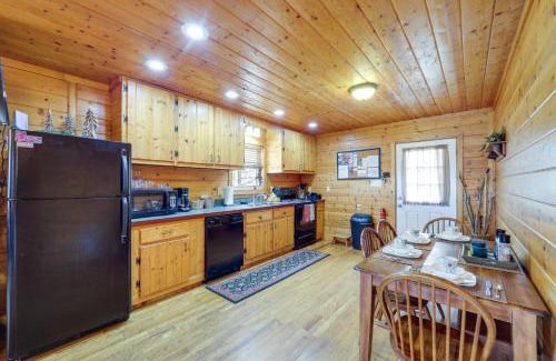 Apple Ridge House | Secluded Lenoir Cabin 4 Mi to Dtwn Blowing Rock